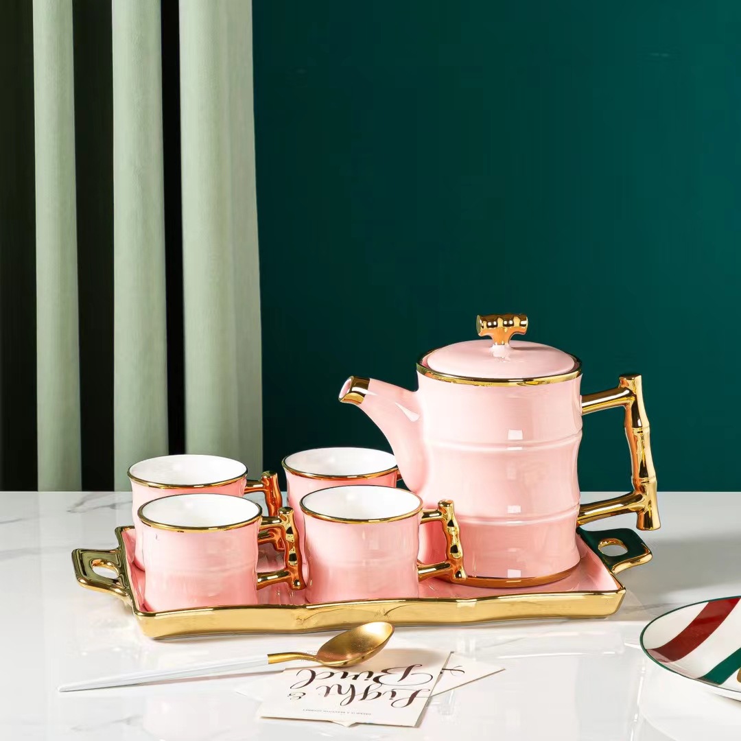 Estilo Europeo noble regalo traje de botella de agua fría Taza de cerámica conjunto de agua de color sólido conjunto de bambú hogar taza de beber