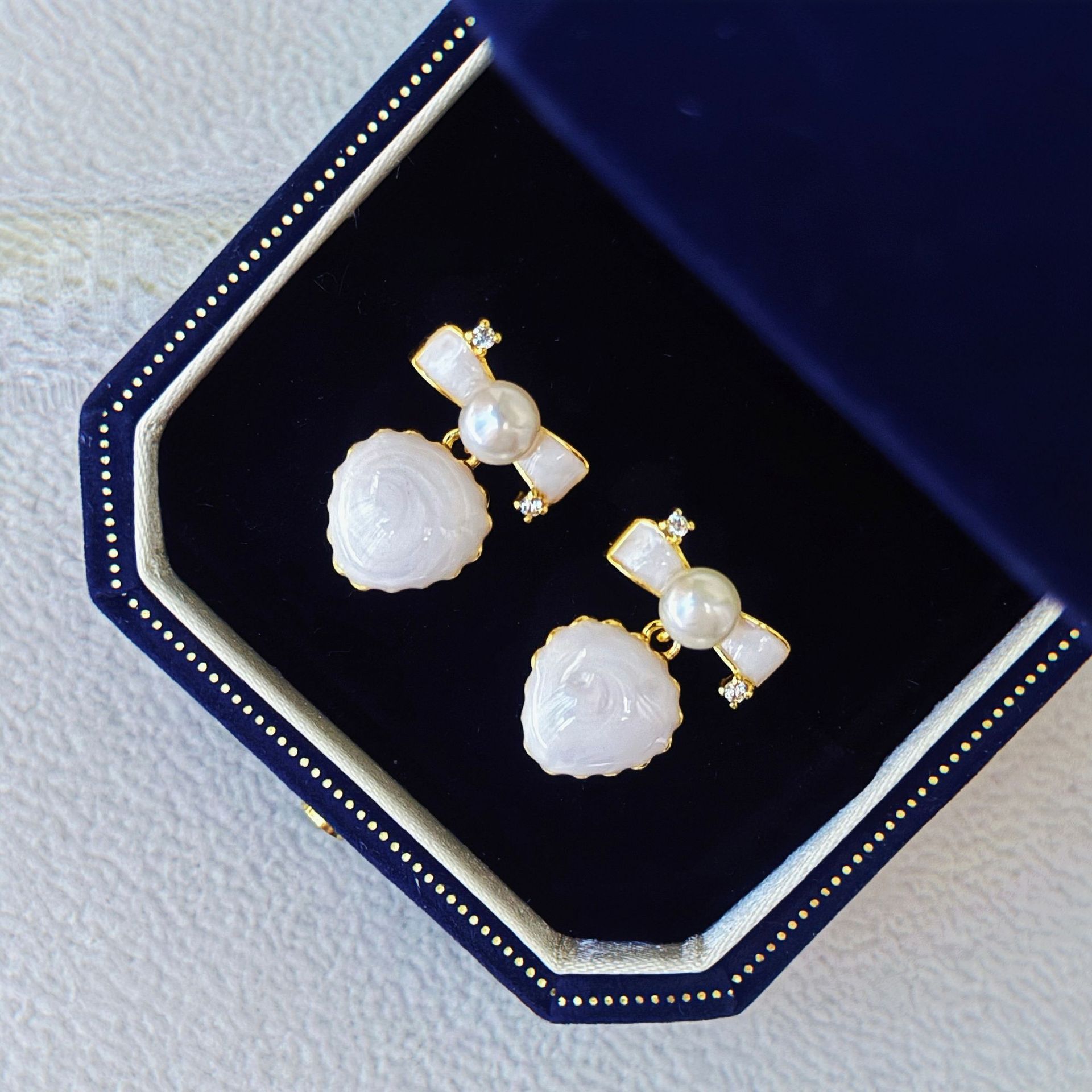 ���߳�����Ȼ��ˮ������ͷ�ʽ�����ᰮ�Ķ�������ж���Դͷ����