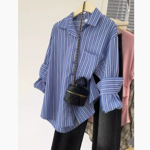 Синяя полосатая рубашка с длинным рукавом плечо куртка женская весна и осень 2024 новая рубашка французская свободная топ