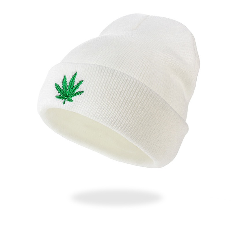 Summer, Spring Season Unisex Gender Embroidery Design Hip-Hop, Retro, Streetwear Style Eaveless Rim Unisex Hip-hop Retro Streetwear Maple Leaf Embroidery Eaveless Wool Cap