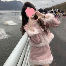 社会女套装快手网红同款减龄时尚千金风拼接保暖毛绒外套+短裙潮