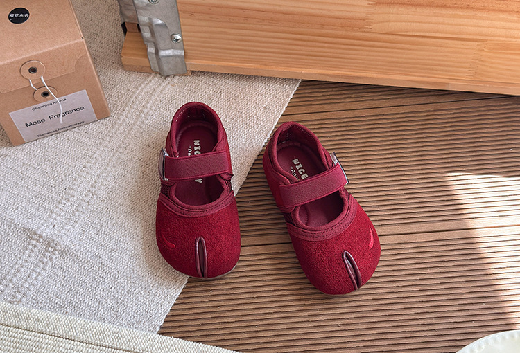 Sapatos de pele para menina estilo princesa coreano macios_voghion.com