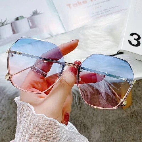 New Style Sunglasses for Women Frameless Cut Edge Sunglasses for Women Internet Celebrities Anti-UV Driving Glasses for Trendy Women with Round Faces
