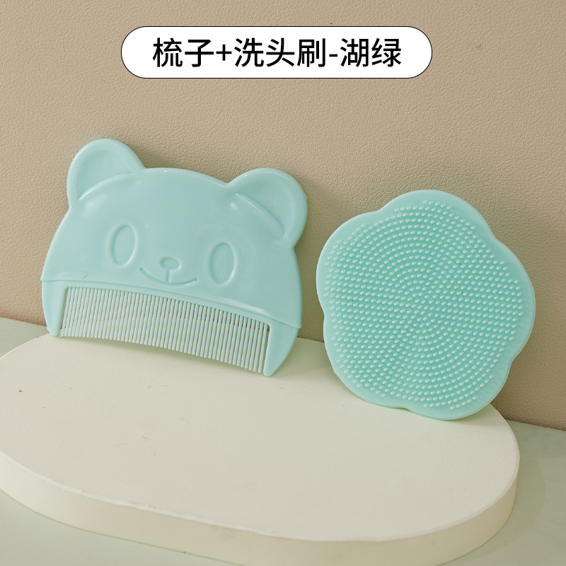 熊の形の赤ちゃんの櫛は胎垢の櫛に行きます。|undefined