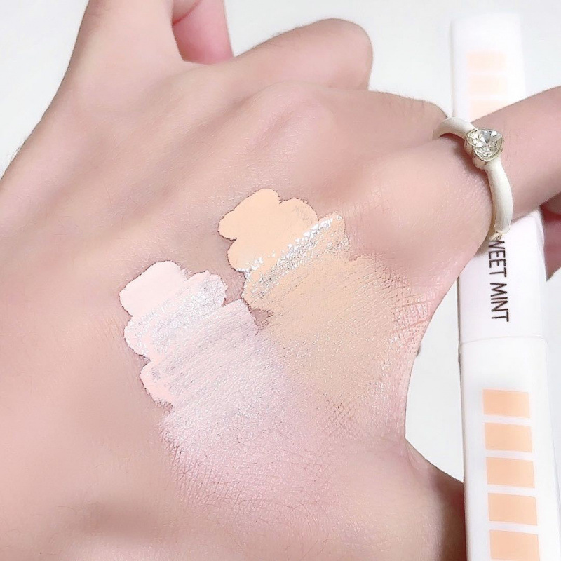 Sweet Mint Double Head Concealer Liquor para limpiar la cara y brillar la suavidad facial. Aplicación natural a la piel. Liquor de brillo humectante.