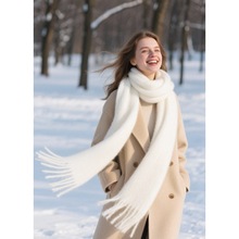 跨境欧美日韩冬季新款马海毛纯色围巾加厚仿羊毛韩版围脖搭配大衣