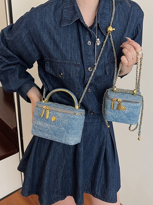 Bolso cuadrado pequeño con cadena de hilo de bordar a mano para mujer 2025 nuevo bolso de caja de diamantes de moda bolso bandolera de cadena de sentido avanzado