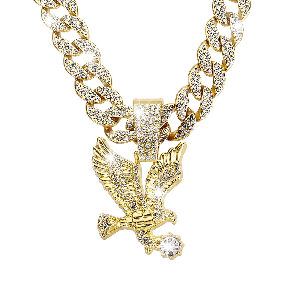 Collar de hombre de hip-hop con colgante de águila de diamantes completos, personalizado, popular transfronterizo europeo y americano, joyería de moda con colgante de animal, fabricante de origen.