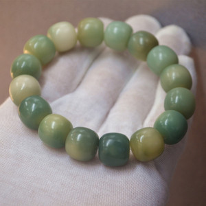 12*11mm barrel bead light Yin skin bodhi root string bracelet with green bodhi root collectables - autograph male money hand