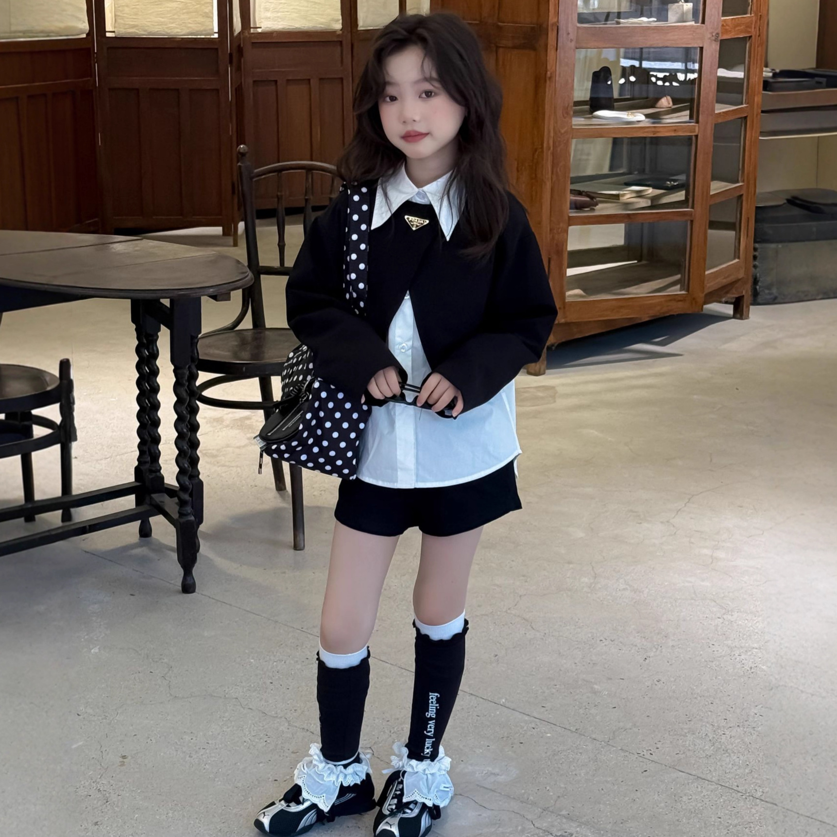 2025秋新款童装女童设计感不规则卫衣长袖衬衫短裤套装女宝三件套