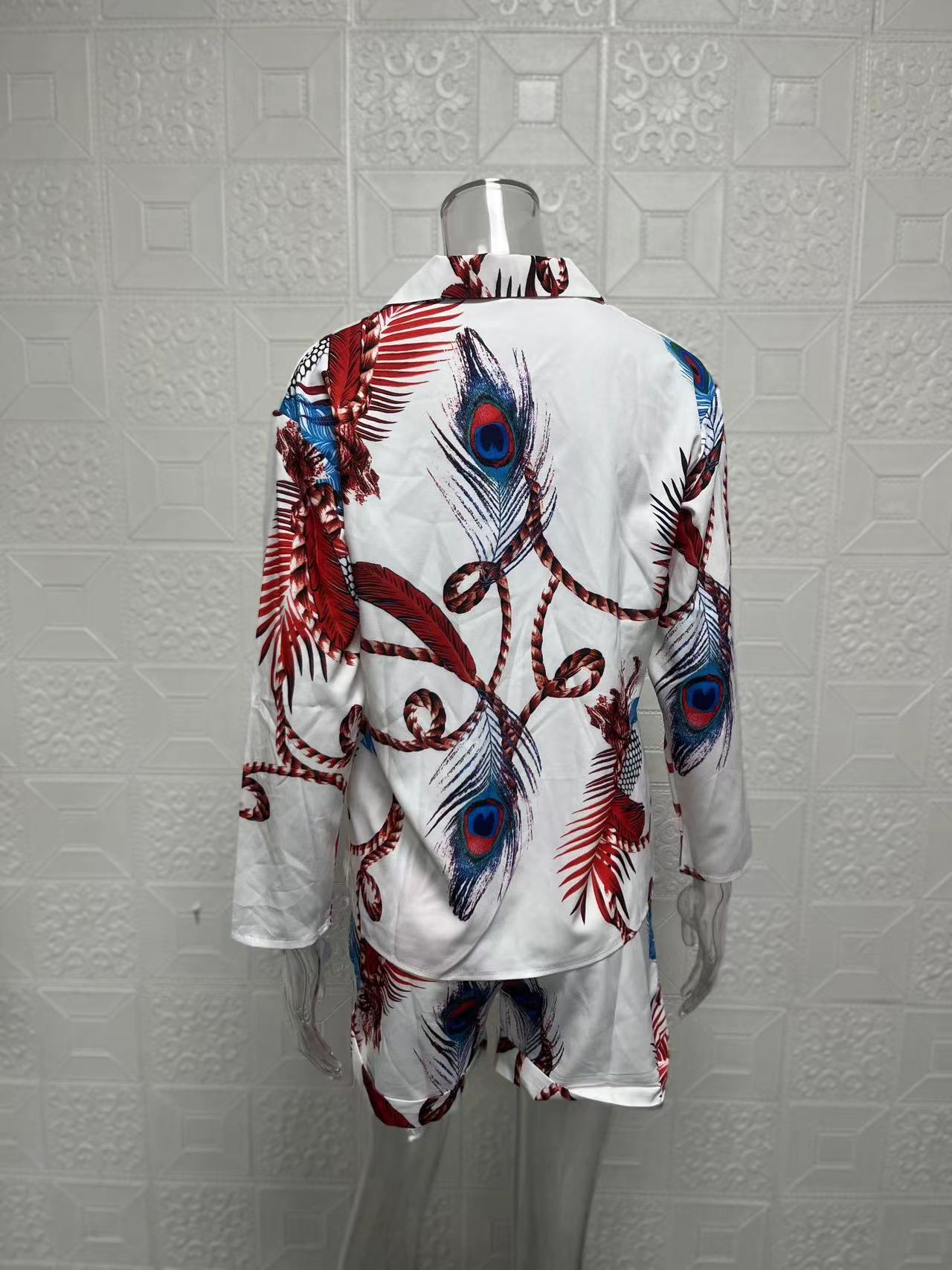 Ensemble deux pièces pour femmes, haut à manches longues, short imprimé avec fermeture éclair, nouvelle collection automne 2024_voghion.com