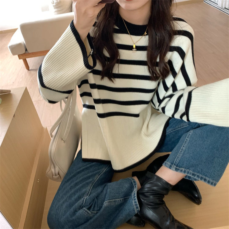 2023 Otoño e Invierno Nuevo suéter estilo coreano de las mujeres cuello redondo manga larga a rayas suéter suelto ropa interior de las mujeres Comercio exterior al por mayor image 8