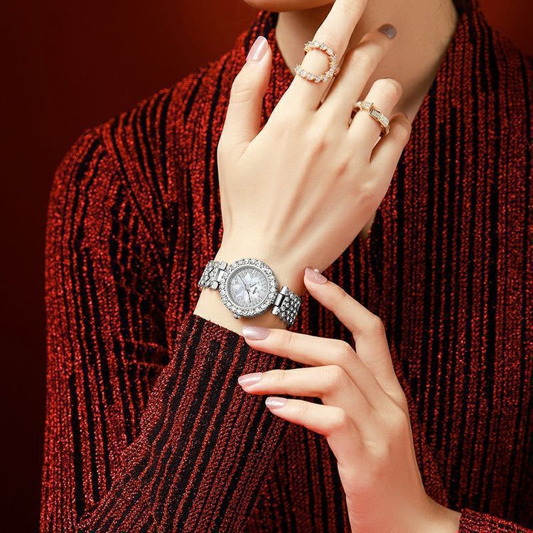 Mode Hipster Quarz Damenuhr online beliebte wasserdichte Legierung fünfteilige Uhr_voghion.com