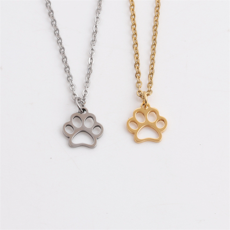 Wholesale Simple Dog Paw Pendant Stainless Steel Necklace Nihaojewelry display picture 1