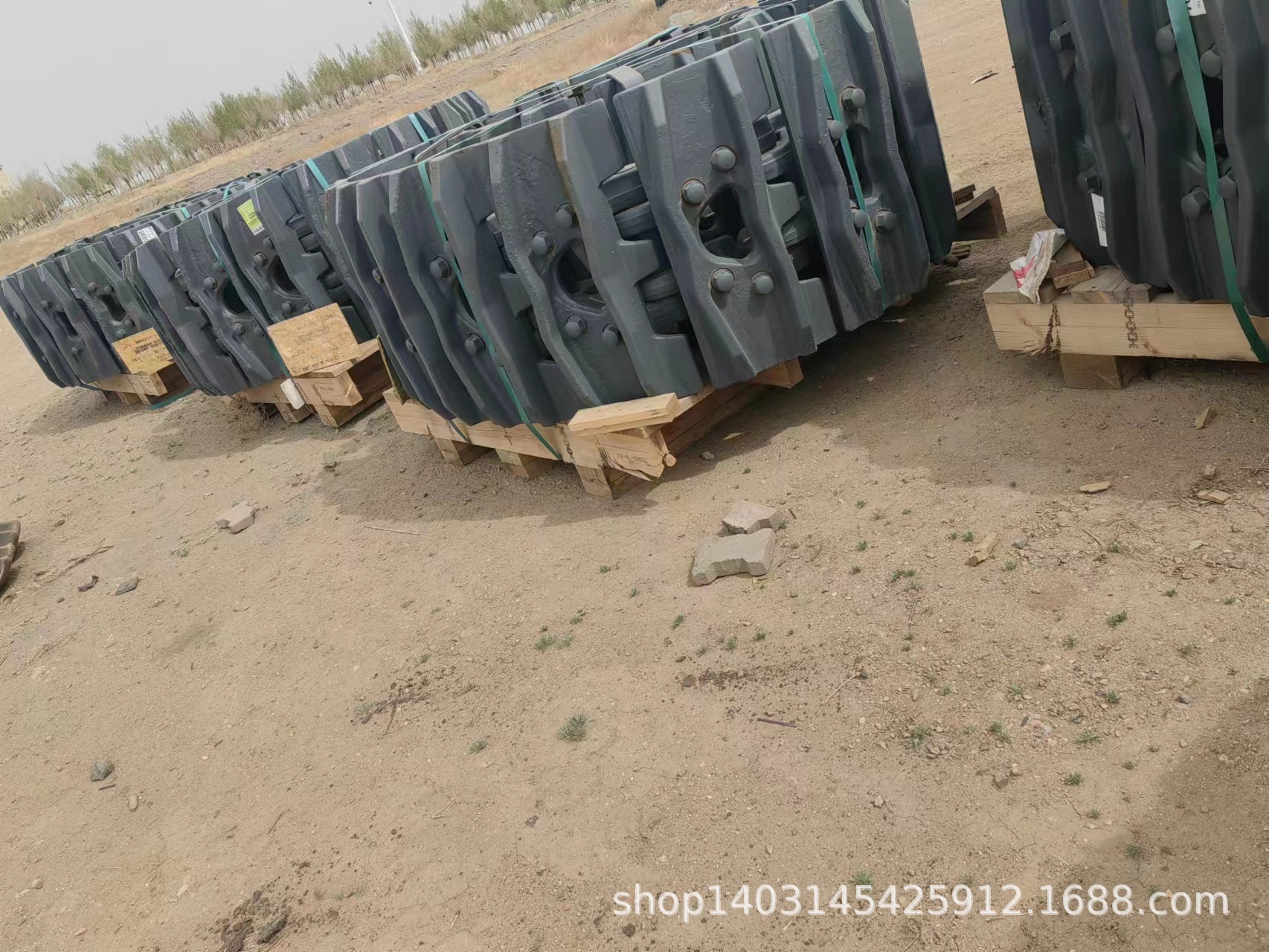 特雷克斯RH120-170-200-340挖掘机链板-履带板-链板总成-履带板总