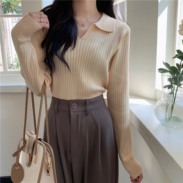 Retro apricot knitted autumn sweater