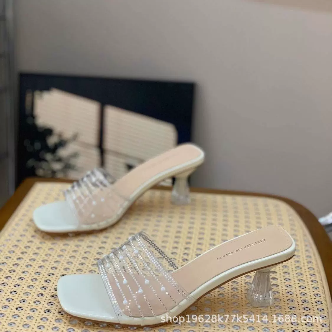 方头透明一字水钻2025年夏季新款时尚百搭小众高跟拖鞋女粗跟海边