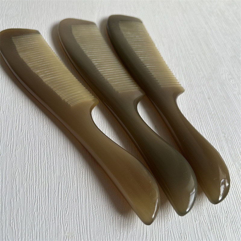 Natural Horn Comb 19cm Round Handle Hair Comb with Gua Sha Massage Edge for Daily Hair Care specifications