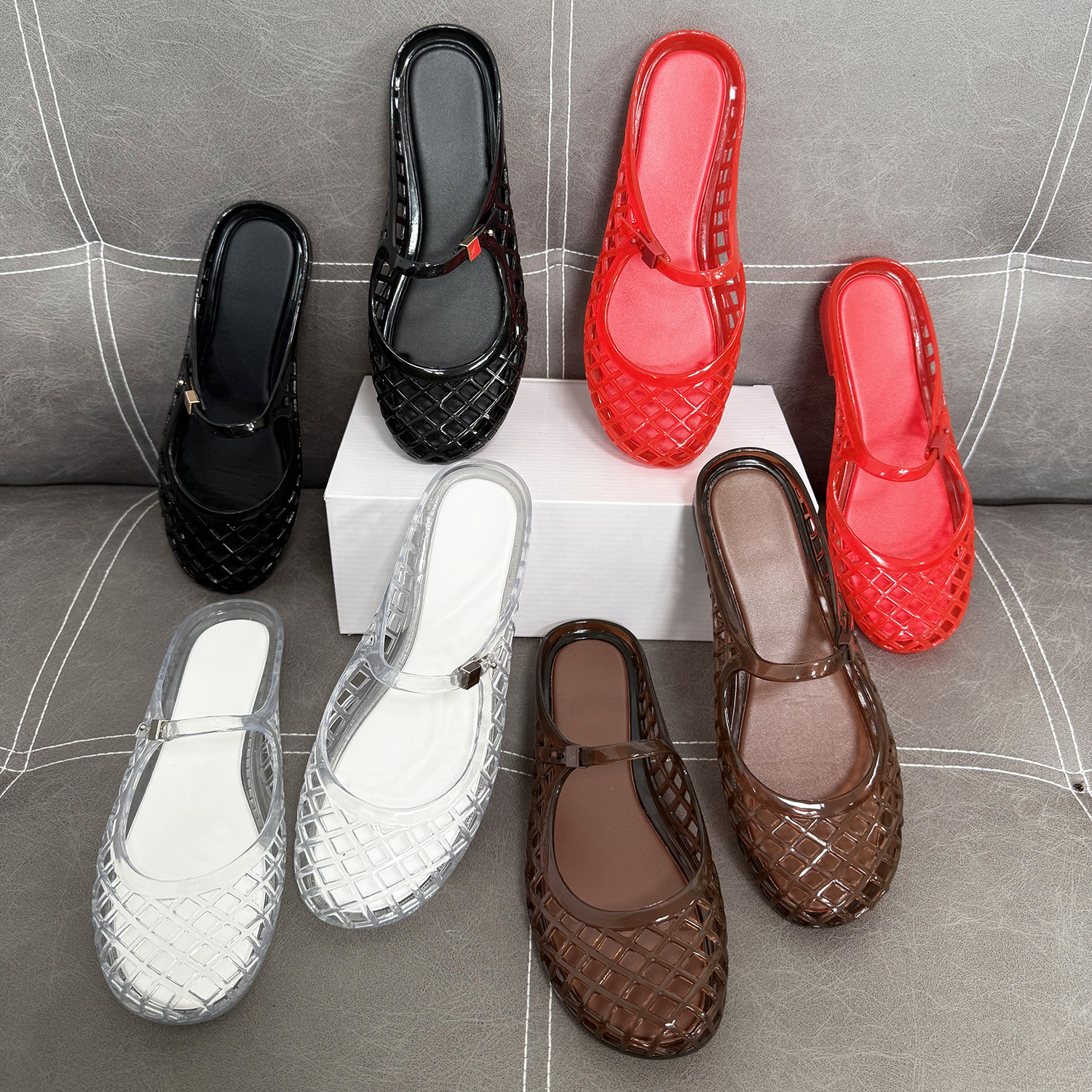 韩版新款轻奢果冻水晶包头百搭平底透气凉拖鞋镂空舒适玛丽珍单鞋