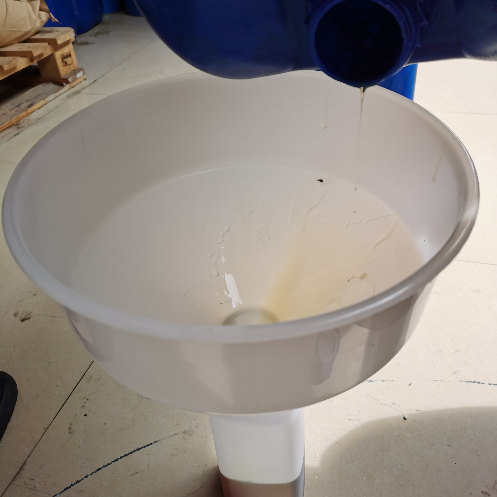 现货 光稳定剂B97 紫外线吸收剂b97 聚氨酯PU 防老化抗黄变