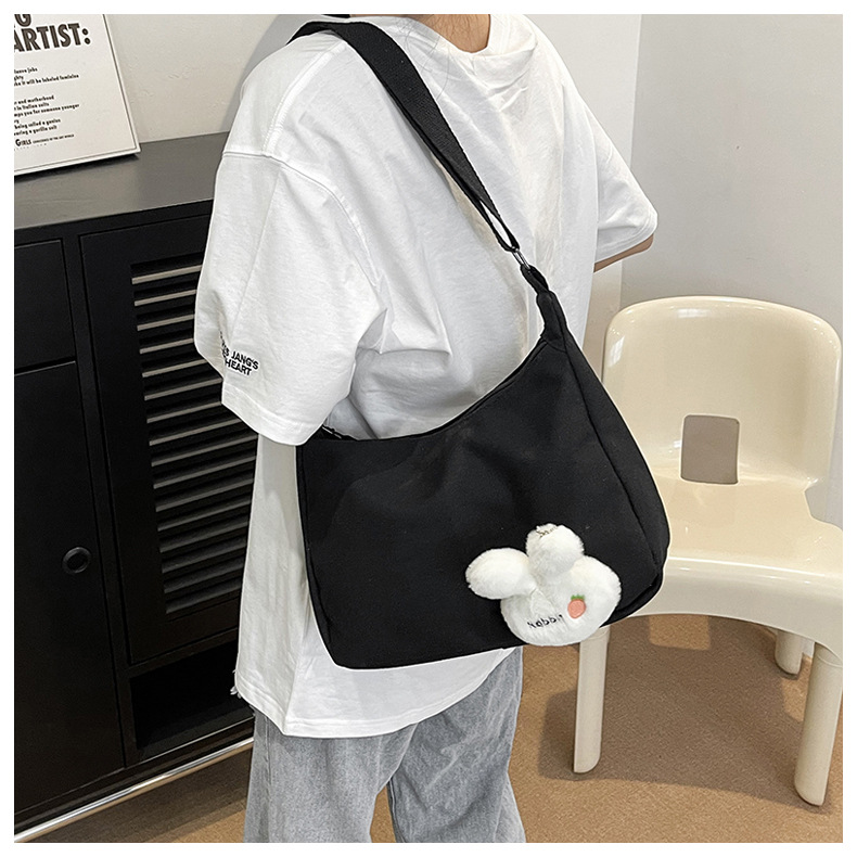 "2024 Autumn New Style Japanese sweet and fashionable single-shoulder bag, simple and cute crossbody bag, one-piece consignment. undefined