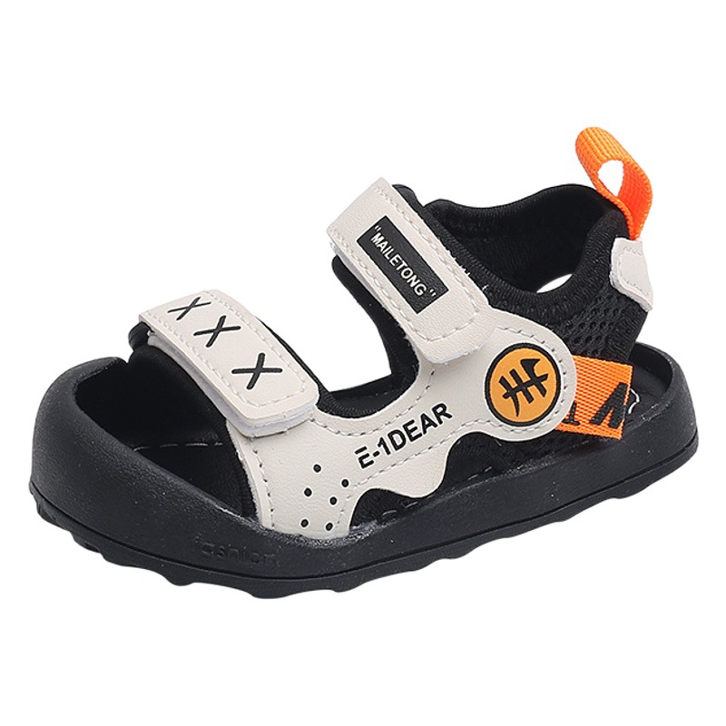 Entrega de una pieza sandalias de bebé de los hombres zapatos de niño 2023 verano nuevo niño suave inferior anti-kick explosión versión casual zapatos de playa
