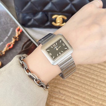 米莉莎Mishali 新款方形女表竹节钢带大表盘时尚潮流手表直播爆款