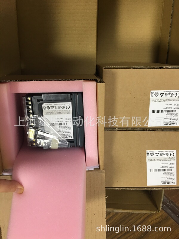 UK Eurotherm2404/CC/VH/D4/D6/D5/RF/XX/XX/XX/ENG