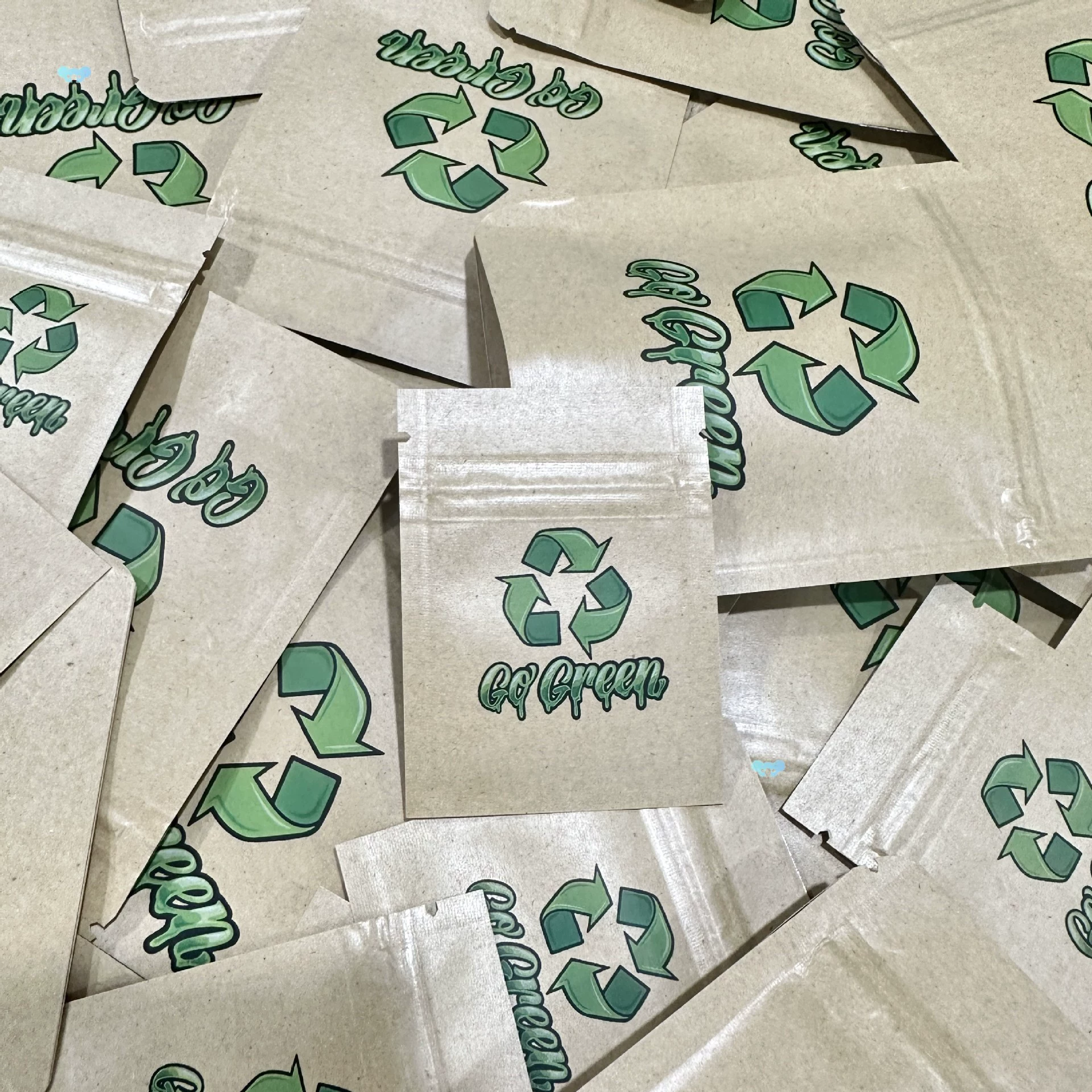 100шт 1г 3-й 5G Go Green Kraft Paper Zipper Bag Защита от запаха