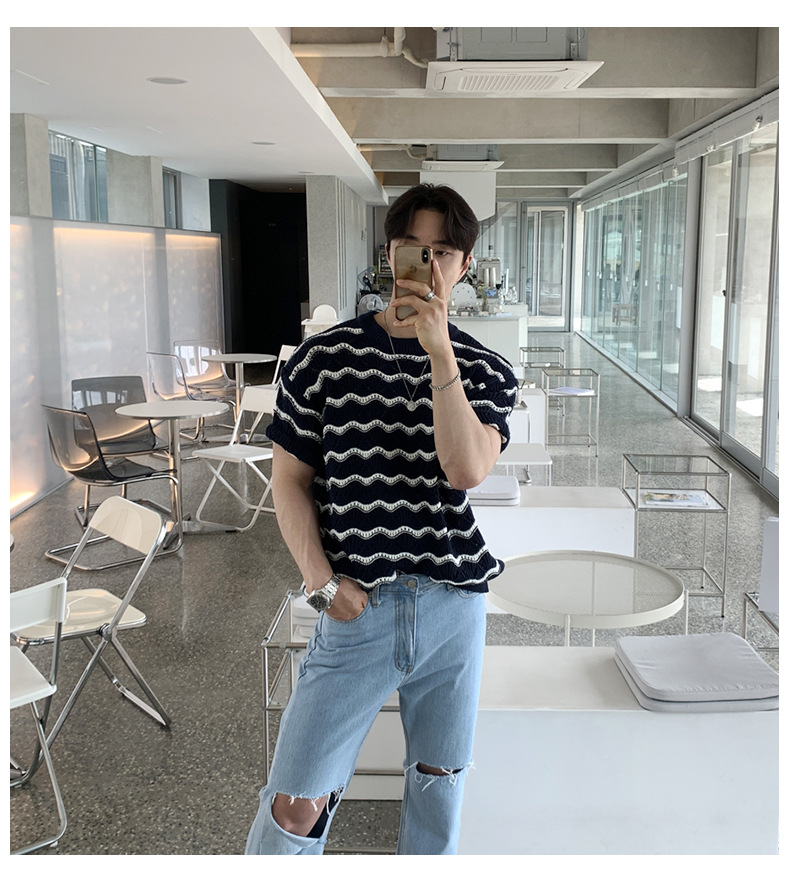 Luxury Striped T-Shirt Image 12