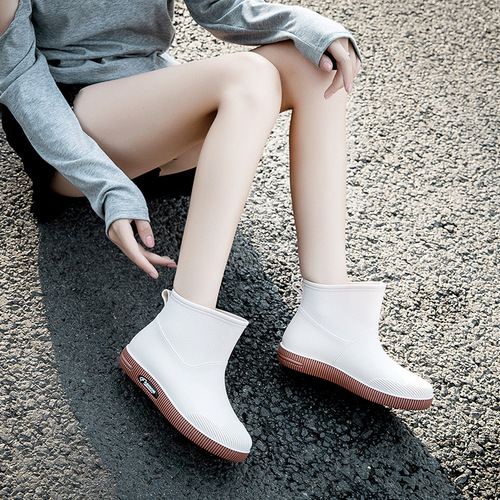 Spring and Autumn Korean style casual and fashionable women's rain boots, warm outer wear, working kitchen women's low-top water shoes