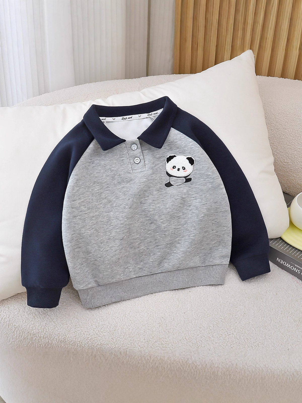 2025 otoño y invierno nuevos niños de 1 - 3 años de edad camiseta de algodón y camiseta gruesa un tipo de deporte
