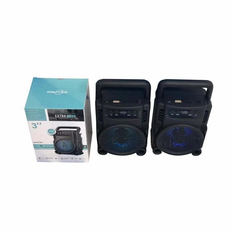 1360 altavoces Bluetooth inalámbricos portátiles al aire libre caseros subwoofer K canto cuadrado RGB audio Bluetooth 5.0