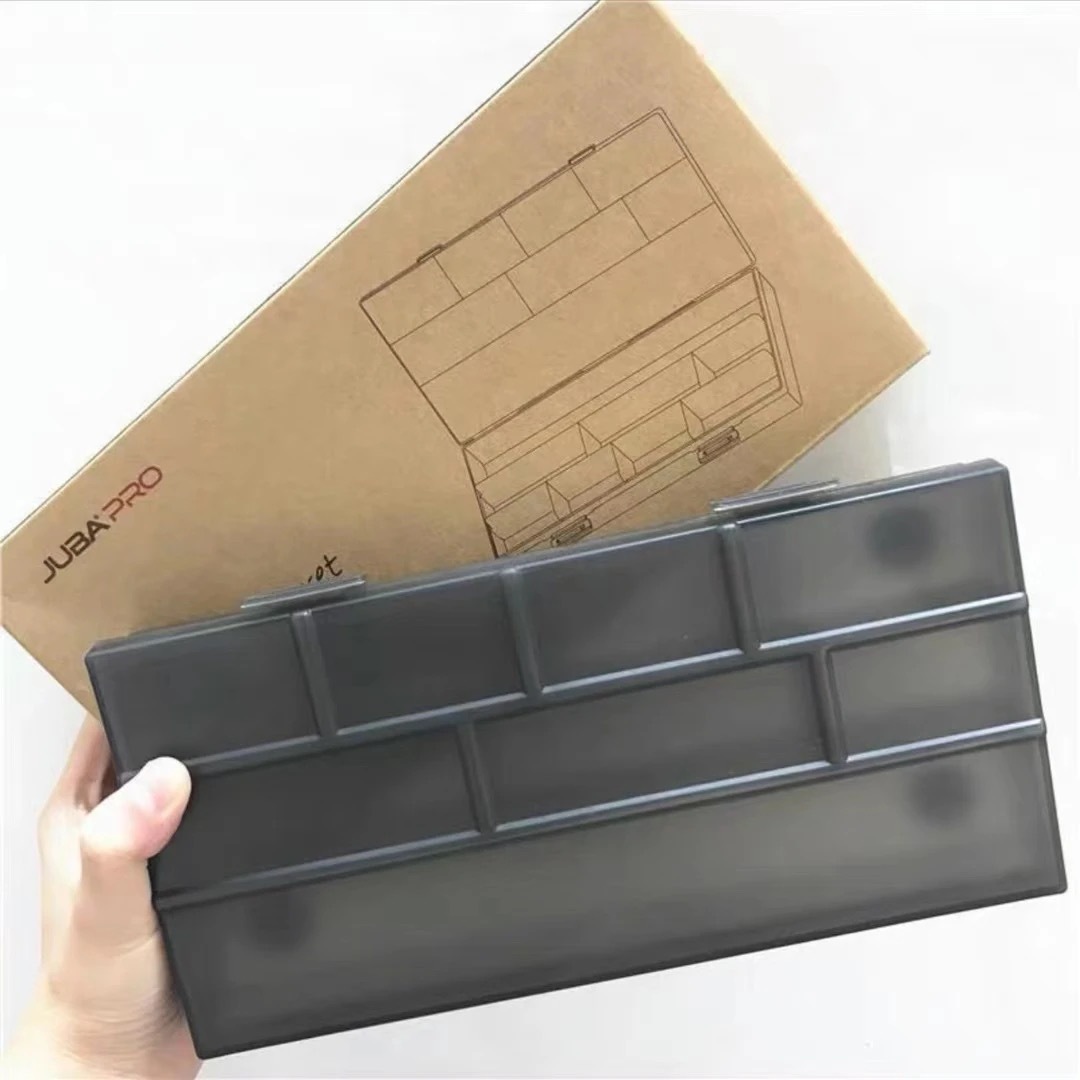 검은색 보관함