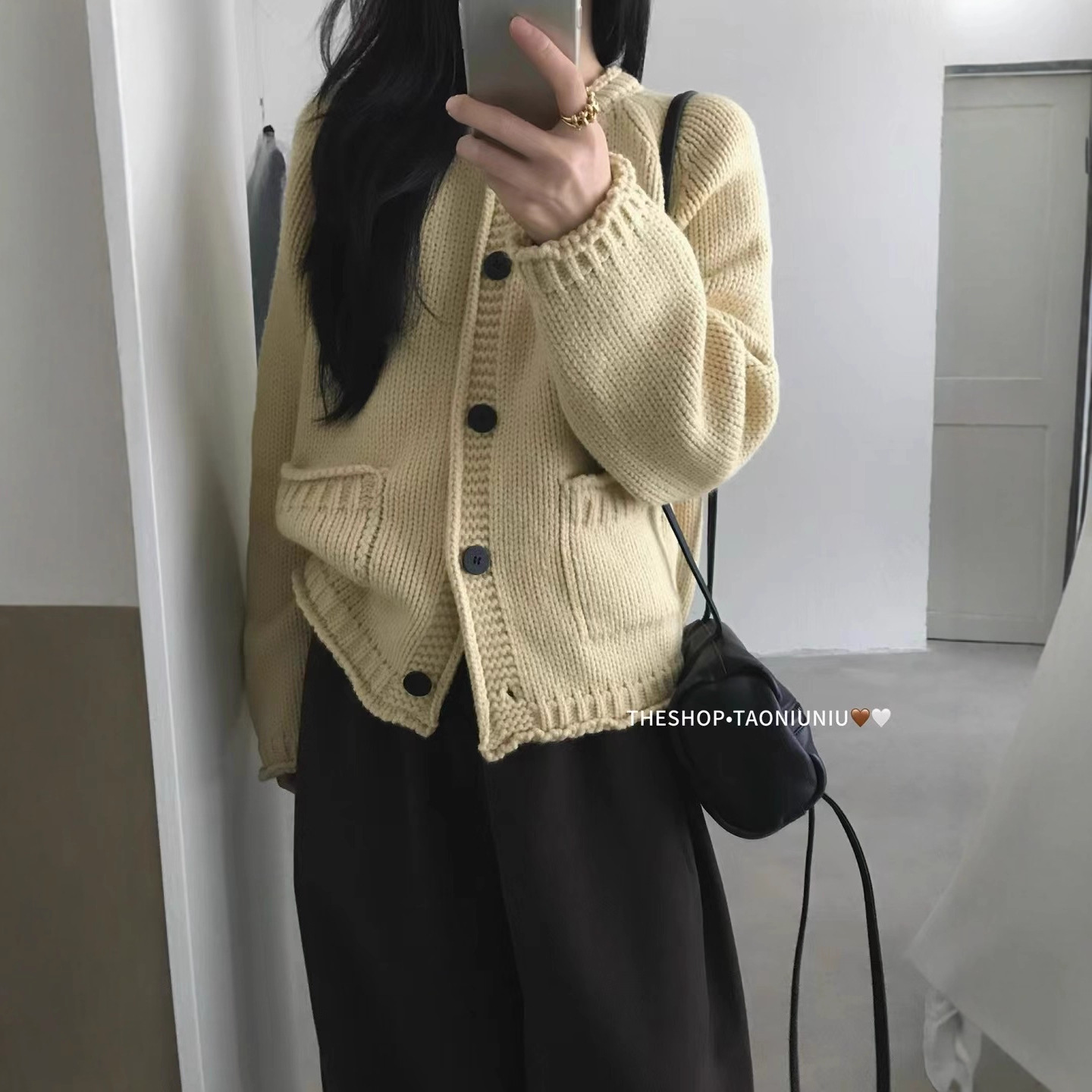 2025冬季新款日系复古文艺宽松百搭圆领毛线开扣外套毛衣女上衣