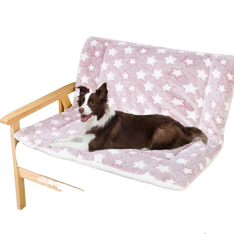 Otoño e Invierno nueva manta para mascotas engrosada de doble capa de doble cara de felpa perro cálido estera acostada gato transfronterizo y perro manta para dormir estera