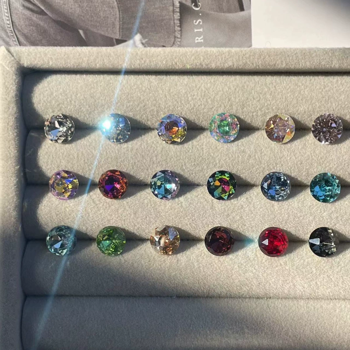 Супер Флеш Флеш Diamond Cocholes ногти ногти титановая сталь винт Tort серьги женские сладкие крутые в тренде серьги новые