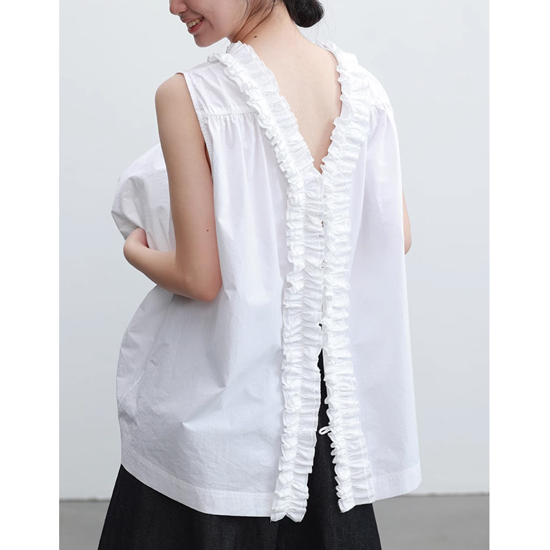 Design white shirt sleevless