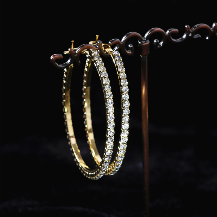 Fang Yuan Moka mismo estilo exagerado pendientes de cristal de gran tamaño anillo con incrustaciones rhinestone flash diamante estrella pendientes par femenino