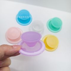 カラーマグネット式エアバッグホルダー素材携帯電話ホルダー携帯電話の指環はマグネット式ホルダーを外してアクリルを貼ることができます。