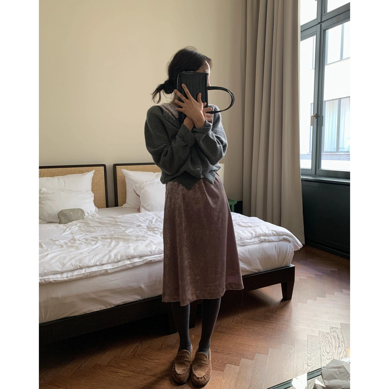 Now the New 2026 Spring Collection from Korean Designer Smo*Thmood Includes a Knitted Cardigan + Velvet Dress