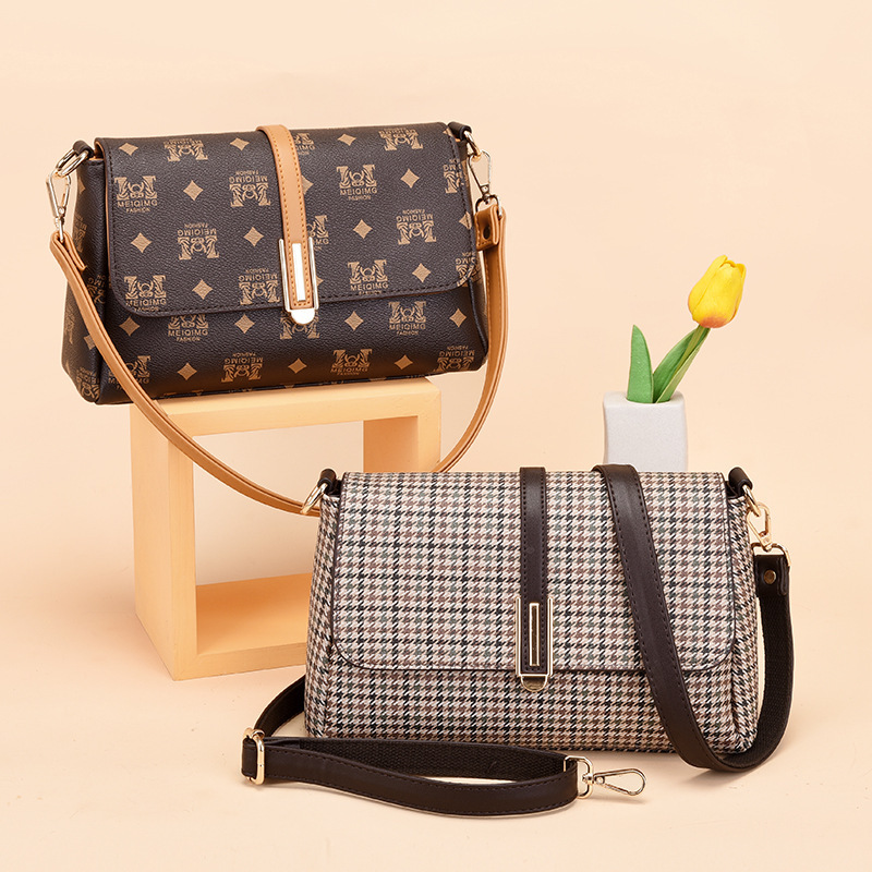 Fashion Women's Bag New Style Atmospheric Trendy Crossbody Bag Middle-aged Mom Shoulder Bag Low Price Hot Selling Women's Bag Fashion Women's Bag New Style Atmospheric Trendy Crossbody Bag Middle-aged Mom Shoulder Bag Low Price Hot Selling Women's Bag