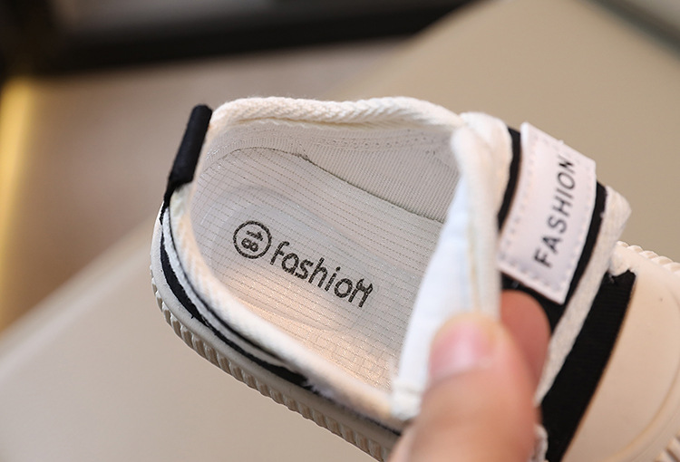 2024 Vår och höst Barncanvas Pojkar Casual Shell Head Girls Cookie Mjuk sula Babyskor_voghion.com