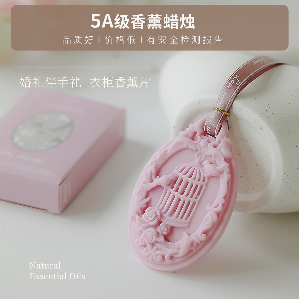 Armario Piezas de cera de aromaterapia al por mayor Día de la Madre Regalos de mano Armario Perfume duradero Regalos Colgante de aromaterapia especial