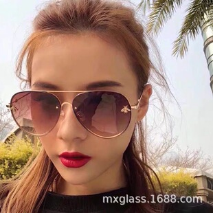 �羳�����۷�ī�RŮ�n��ٴ��@�����R���E�A�����⾀̫��R��
