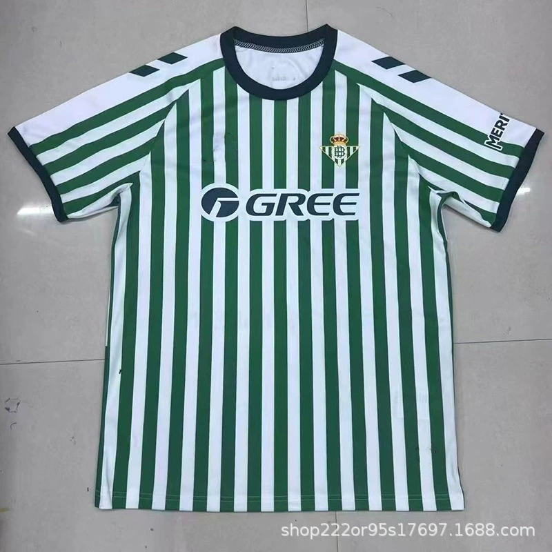 Футбольная форма Blue Cross Chivas Aston Villanovokusen Feyenoord Notts Forest свитер/майка?