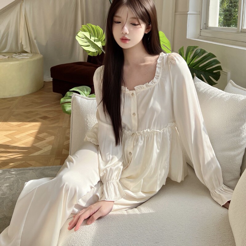 2025 New French Style Women's Ice Silk Pajamas Round Neck Simple High-end Long Sleeve Outwear suit