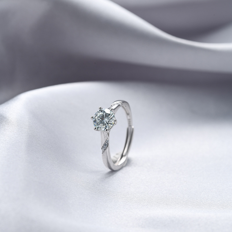 Anillo de moissanita de plata de ley 925 para mujer Anillo de seis garras de 1 quilate Propuesta de pareja Anillo de diamantes de boda Regalo de cumpleaños