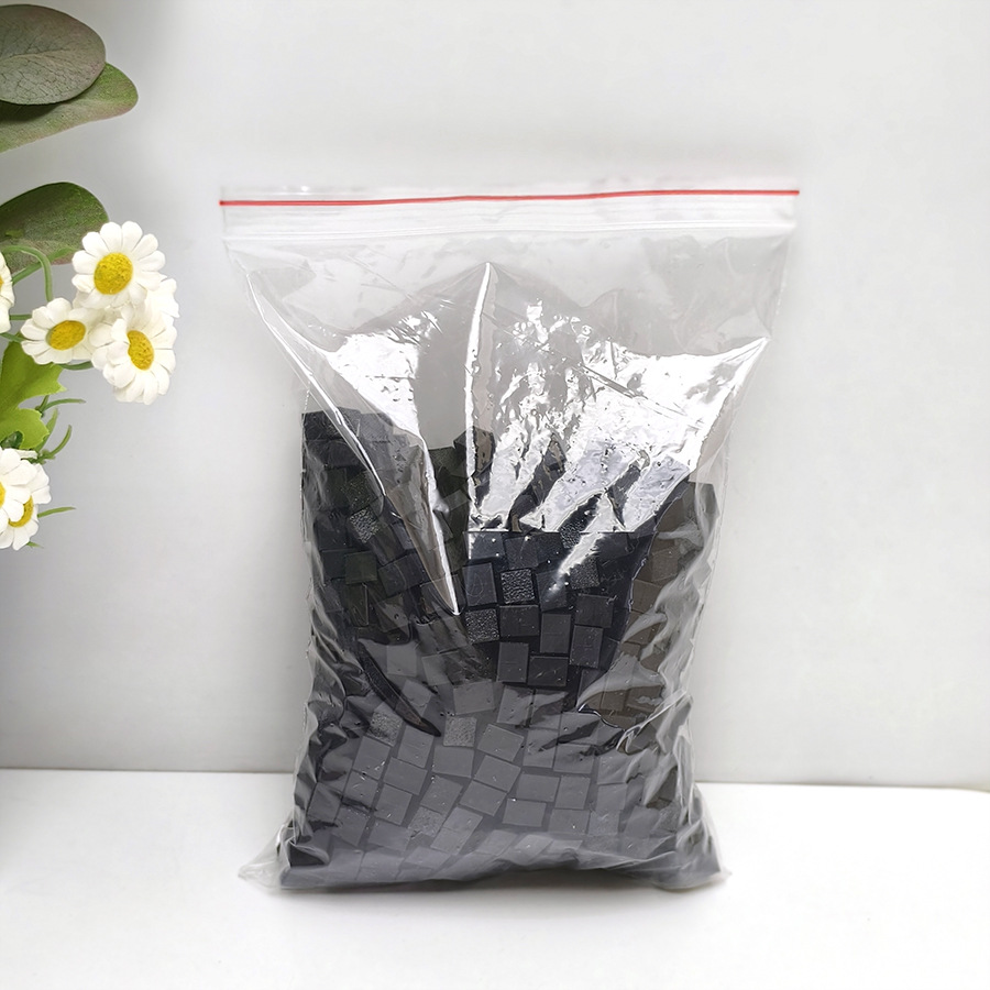 黑色 / 半斤（约700颗）