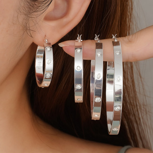 �羳�r�ж��h�¿�׺�C���Ƕ�~���h�~���|�18k��INS�L���|���